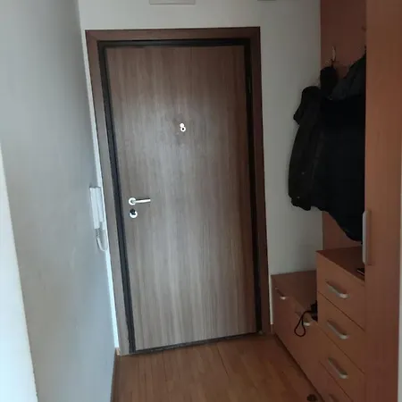 Apartment Trolla *